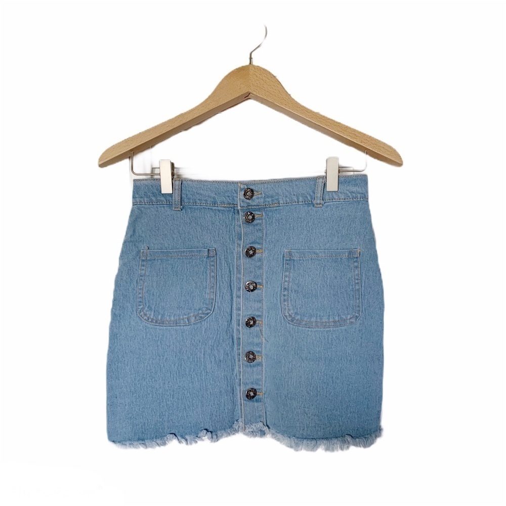 High‎ Rise Light Wash Denim Mini Skirt M​​​​​​​​​​​​​​​​​​​​​​​​​​​​​​